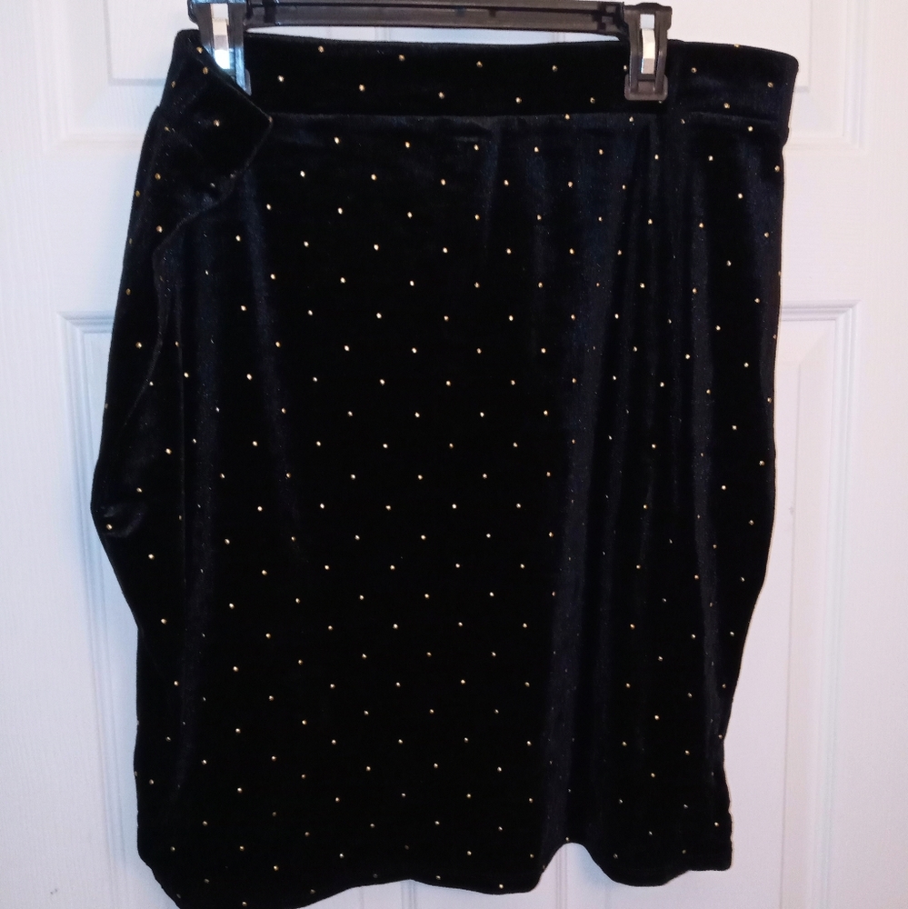 Forever 21 Plus Size Velour Skirt